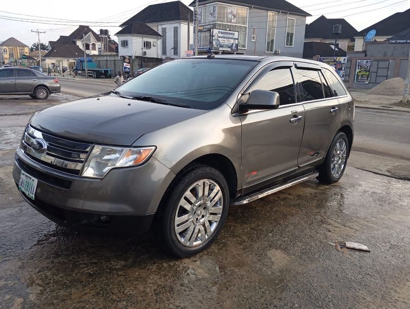Thumbnail 7 of 2010 FORD Edge